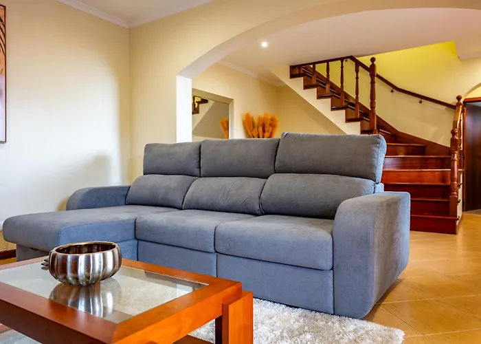 View To The Valley, By Op Senhora do Rosário